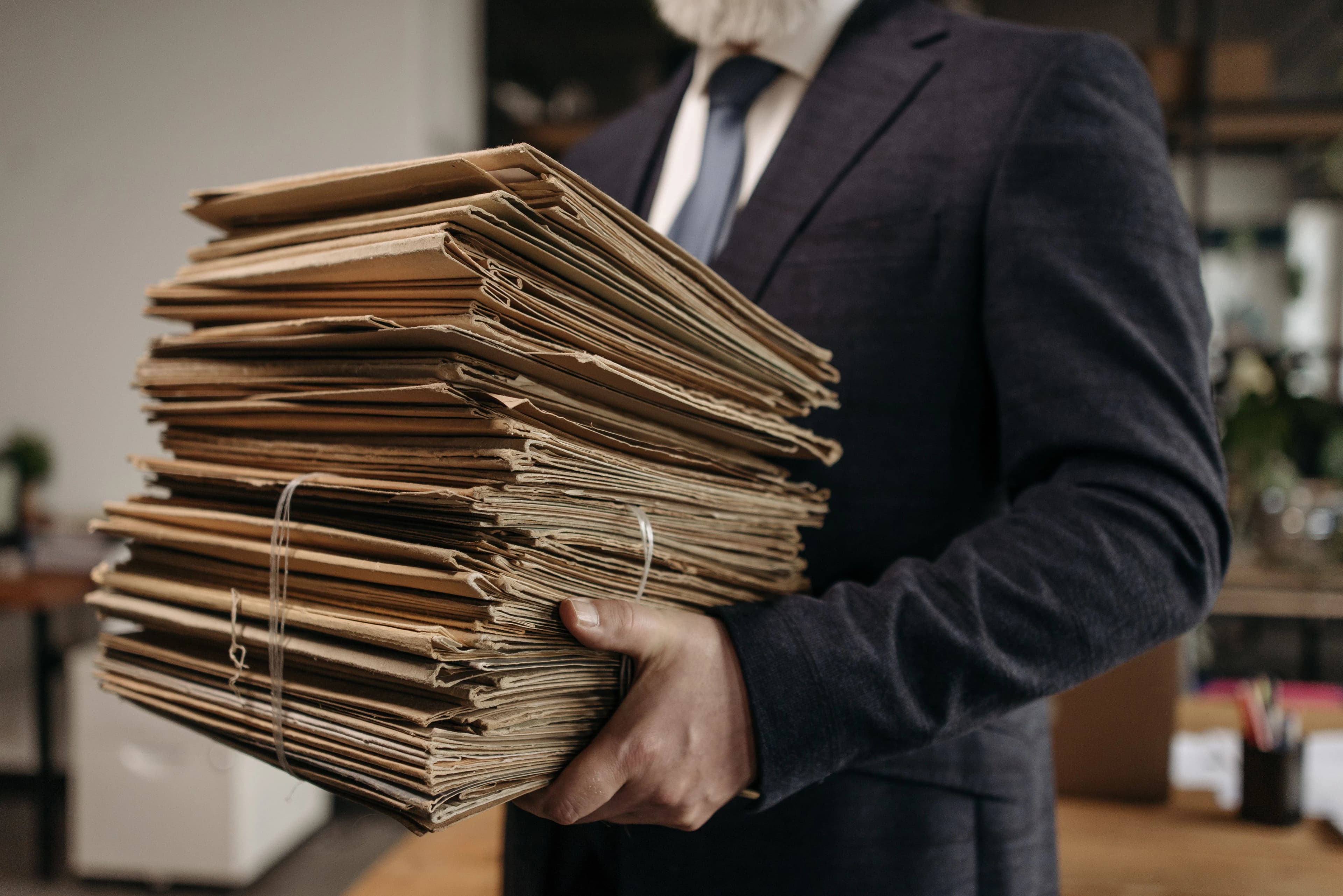 How Long Should Businesses Keep Financial Documents? A Practical Recordkeeping Guide